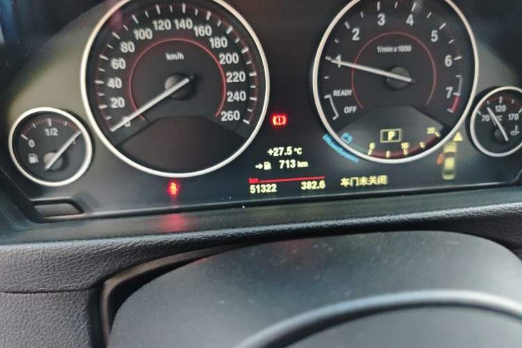 Used BMW 3 Series 2019 320i M Sport Package Odometer Close Up