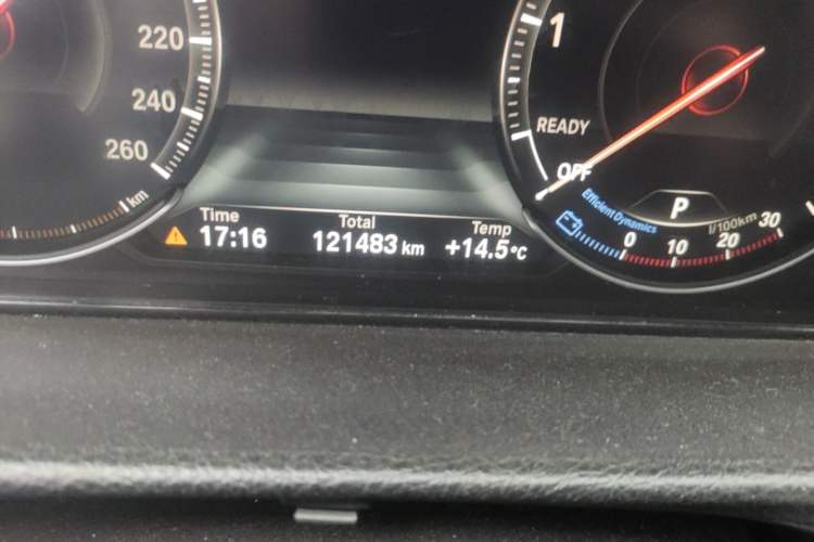 Used BMW 3 Series 2019 320Li M Sport Package Odometer Close Up