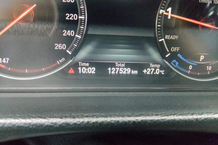 Used BMW 3 Series 2019 320Li M Luxury Package Odometer Close Up