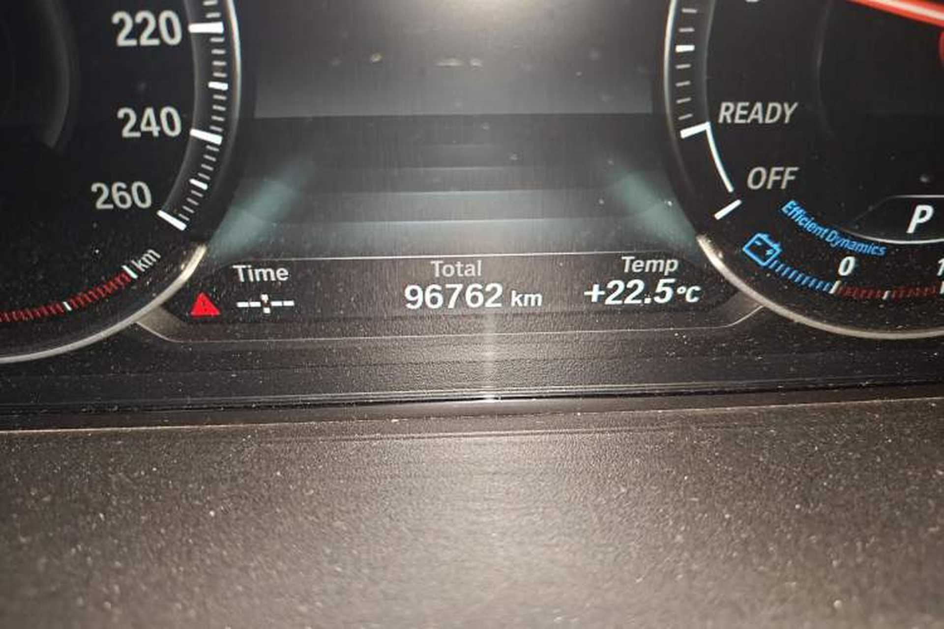 Used BMW 3 Series 2019 320Li M Luxury Package Odometer Close Up