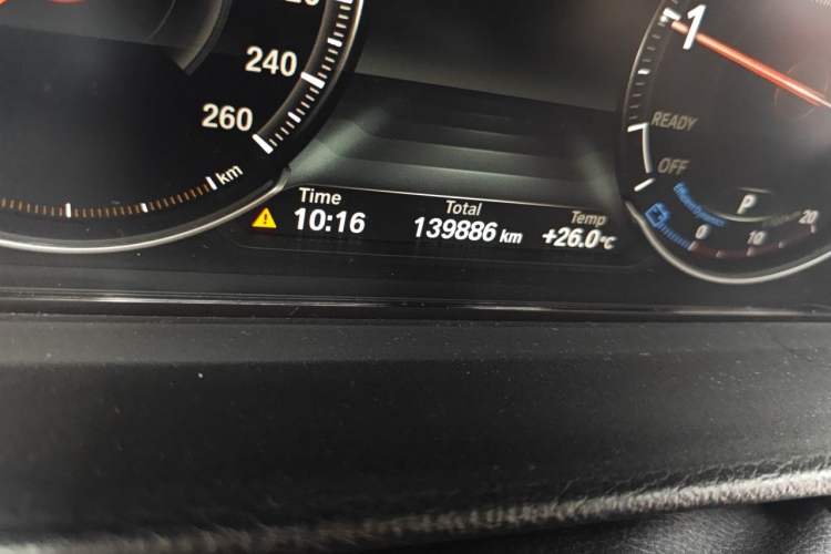 Used BMW 3 Series 2019 320Li M Luxury Package Odometer Close Up