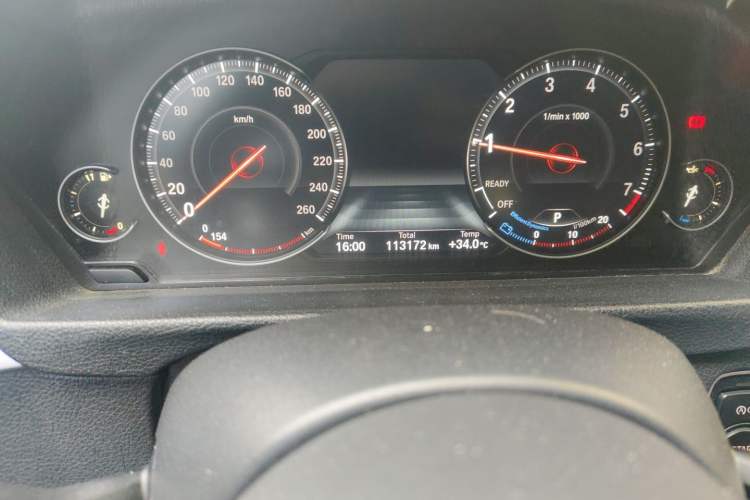 Used BMW 3 Series 2019 320Li M Luxury Package Odometer Close Up
