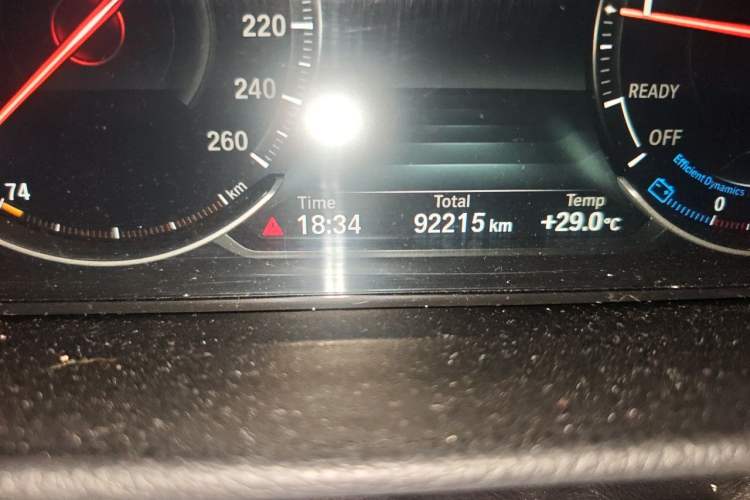 Used BMW 3 Series 2019 320Li M Sport Package Odometer Close Up