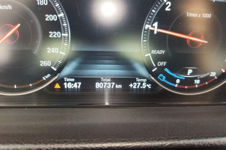 Used BMW 3 Series 2019 320Li M Luxury Package Odometer Close Up