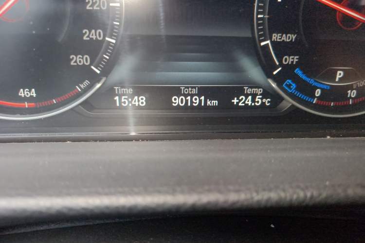 Used BMW 3 Series 2019 320Li M Sport Package Odometer Close Up