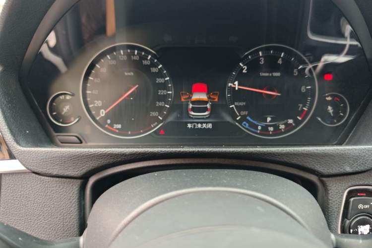 Used BMW 3 Series 2019 320Li M Sport Package Odometer Close Up