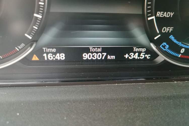 Used BMW 3 Series 2019 320Li M Sport Package Odometer Close Up