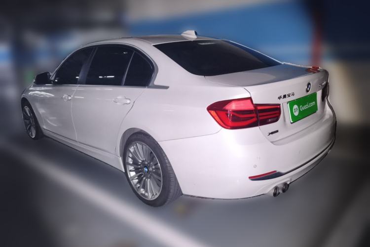 Used BMW 3 Series 2019 320Li xDrive Fashion Model Rear Left 45 Deg