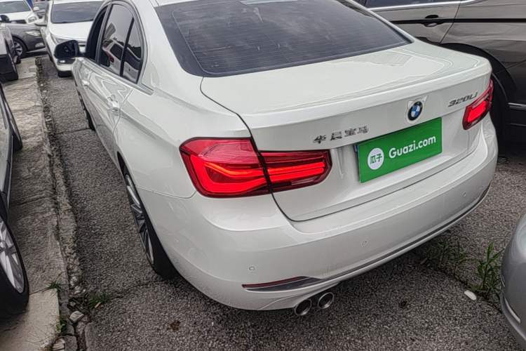 Used BMW 3 Series 2019 320Li Fashion Model Rear Left 45 Deg