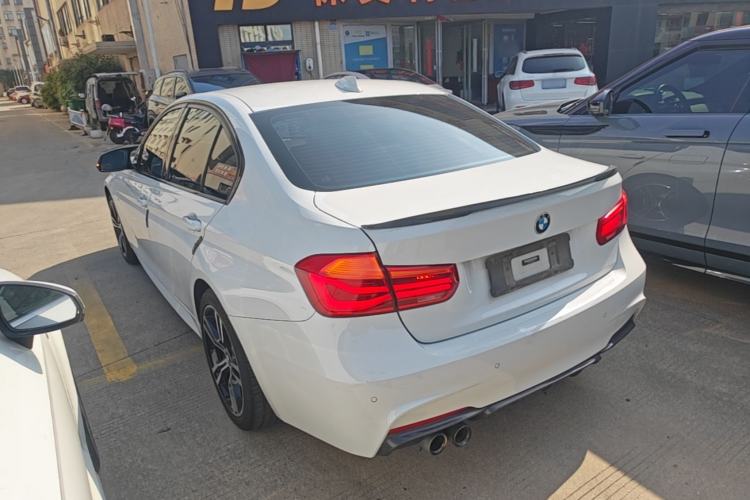 Used BMW 3 Series 2019 320i M Sport Package Rear Left 45 Deg