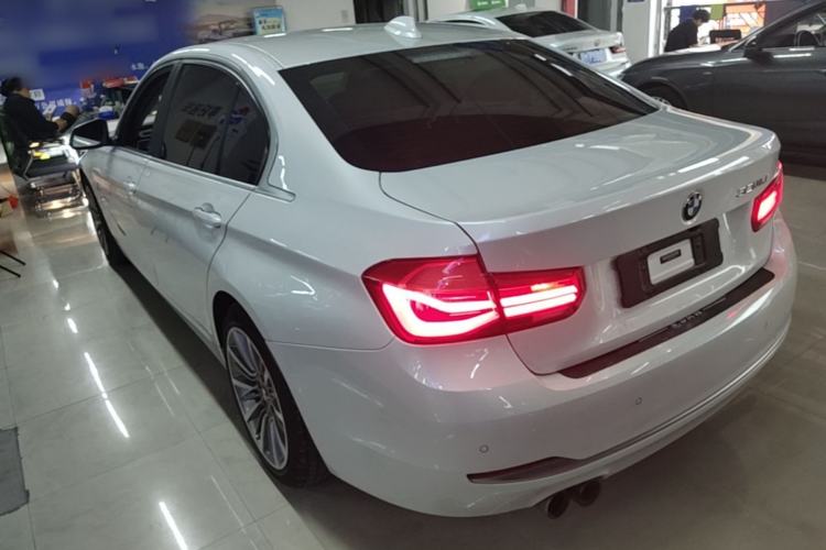 Used BMW 3 Series 2019 320Li Fashion Model Rear Left 45 Deg