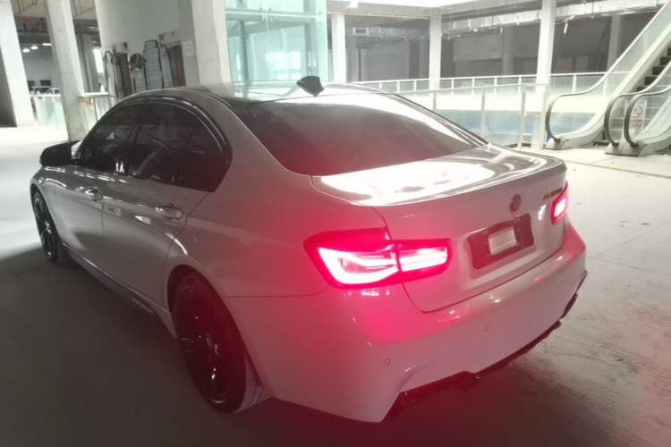 Used BMW 3 Series 2019 320i M Sport Night Edition Rear Left 45 Deg