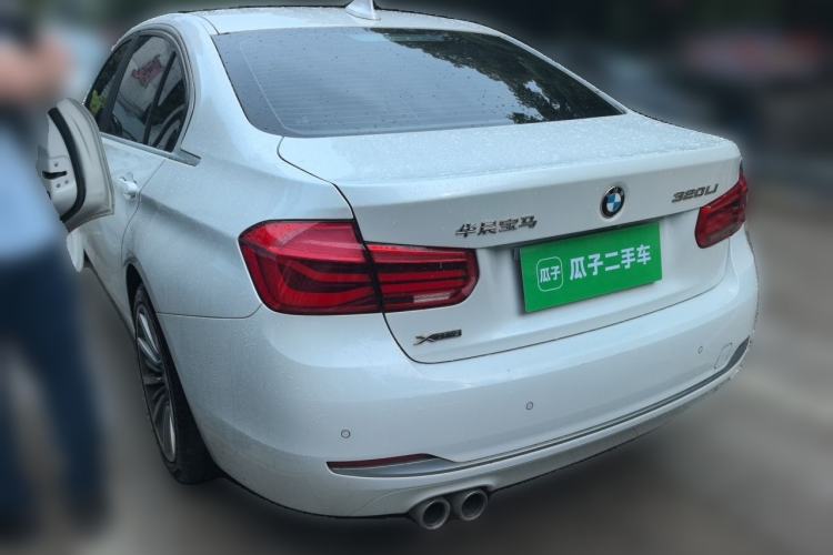 Used BMW 3 Series 2019 320Li xDrive Fashion Model Rear Left 45 Deg