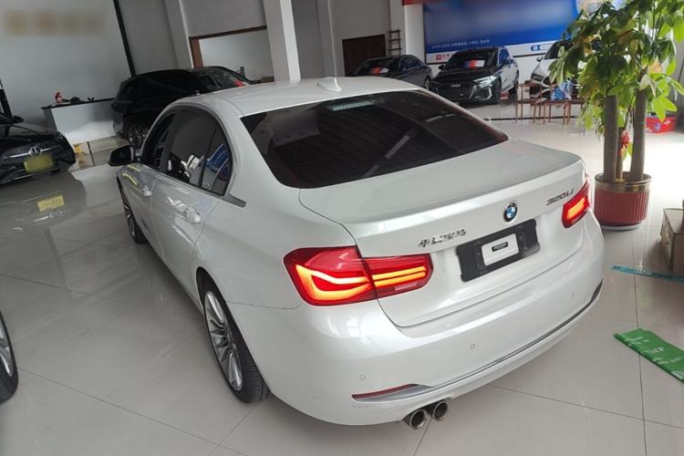 Used BMW 3 Series 2019 320Li Fashion Model Rear Left 45 Deg