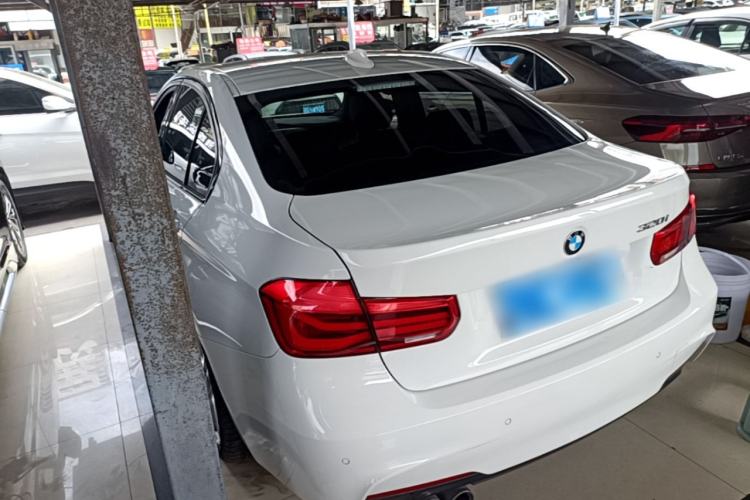 Used BMW 3 Series 2019 320i M Sport Package Rear Left 45 Deg
