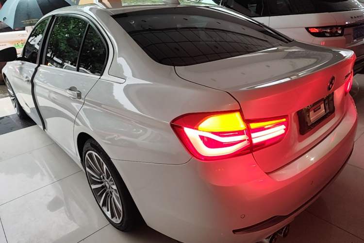 Used BMW 3 Series 2019 320Li Fashion Model Rear Left 45 Deg