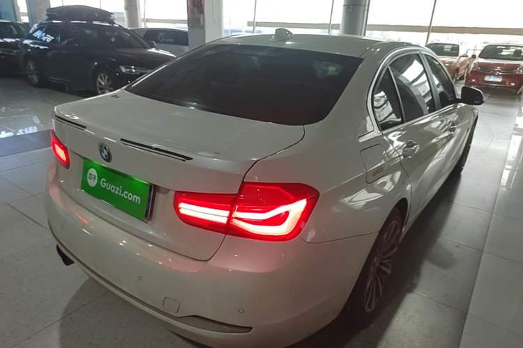 Used BMW 3 Series 2019 320Li Fashion Model Rear Right 45 Deg