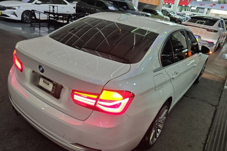 Used BMW 3 Series 2019 320Li Fashion Model Rear Right 45 Deg