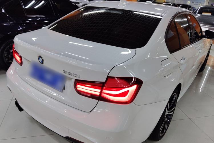Used BMW 3 Series 2019 320i M Sport Night Edition Rear Right 45 Deg
