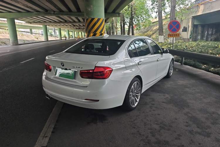 Used BMW 3 Series 2019 320Li Fashion Model Rear Right 45 Deg