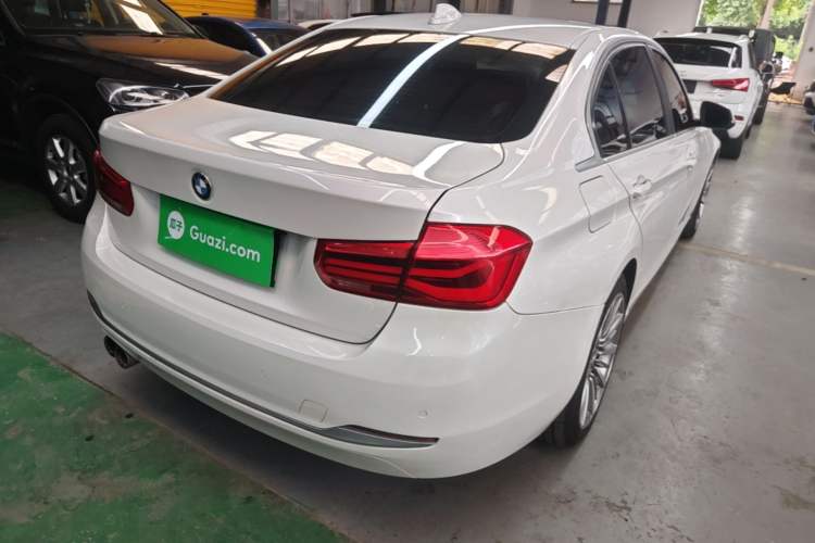 Used BMW 3 Series 2019 320Li Fashion Model Rear Right 45 Deg