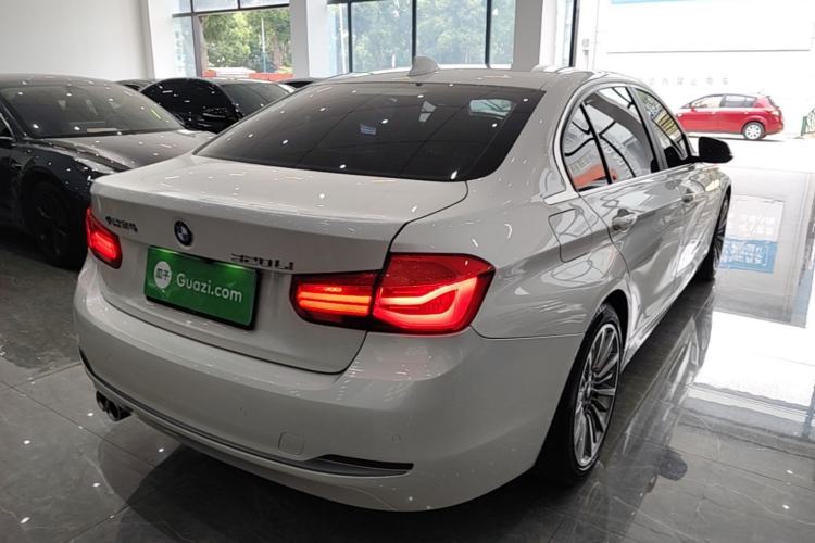 Used BMW 3 Series 2019 320Li Fashion Model Rear Right 45 Deg