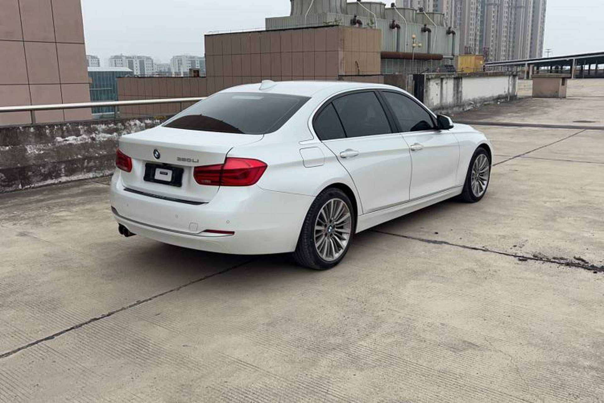 Used BMW 3 Series 2019 320Li Fashion Model Rear Right 45 Deg