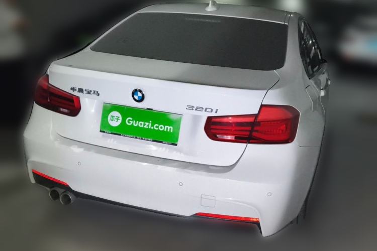 Used BMW 3 Series 2019 320i M Sport Package Rear Right 45 Deg
