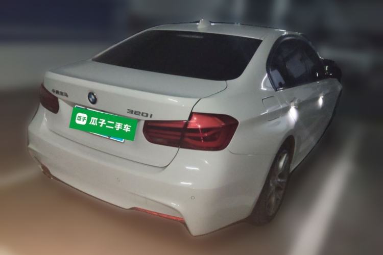 Used BMW 3 Series 2019 320i M Sport Package Rear Right 45 Deg