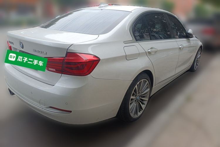 Used BMW 3 Series 2019 320Li xDrive Fashion Model Rear Right 45 Deg