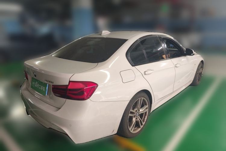 Used BMW 3 Series 2019 320i M Sport Package Rear Right 45 Deg