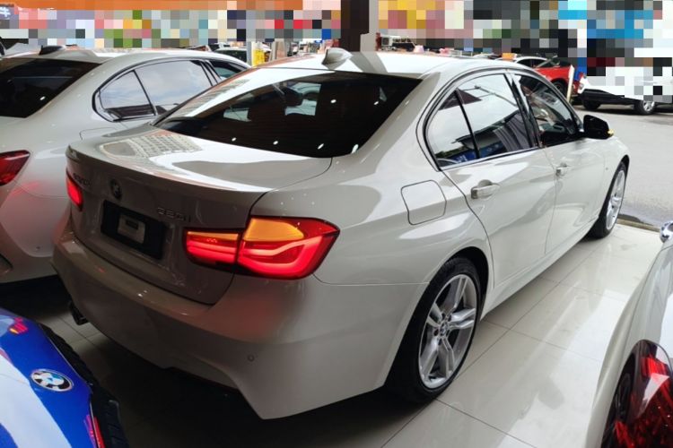 Used BMW 3 Series 2019 320i M Sport Package Rear Right 45 Deg
