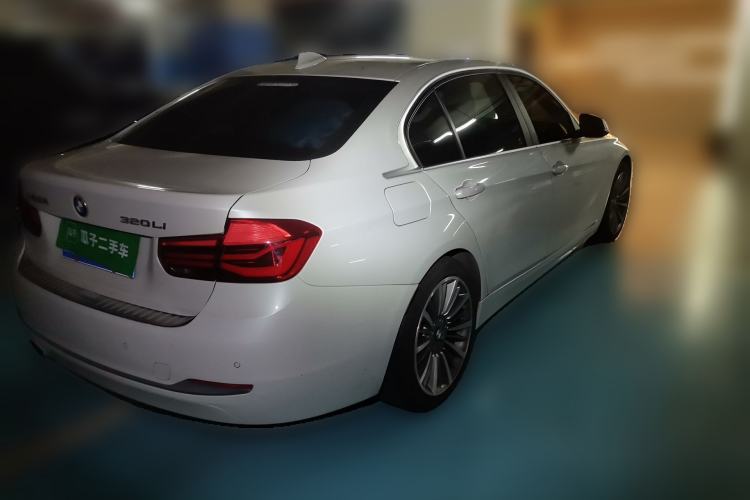 Used BMW 3 Series 2019 320Li Fashion Model Rear Right 45 Deg