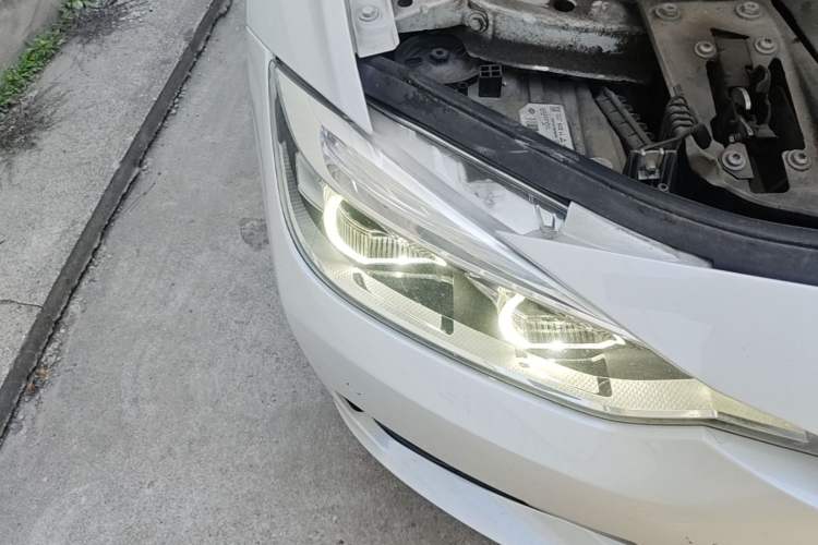 Used BMW 3 Series 2019 320Li Fashion Model Right Front Headlight