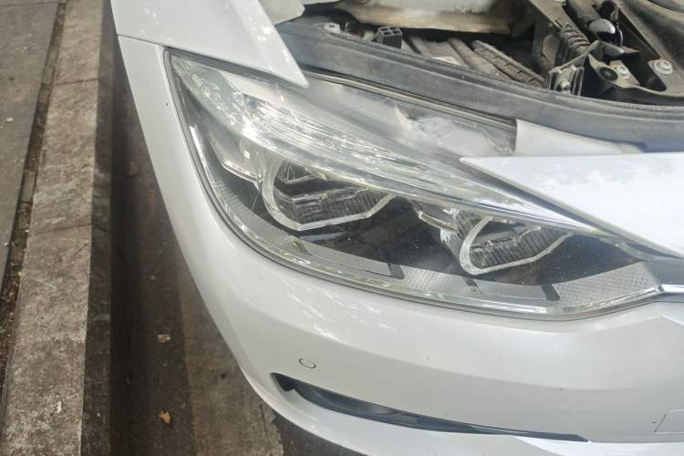 Used BMW 3 Series 2019 320Li Fashion Model Right Front Headlight