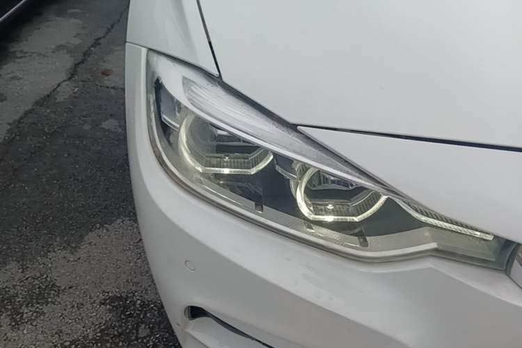 Used BMW 3 Series 2019 320Li M Sport Package Right Front Headlight