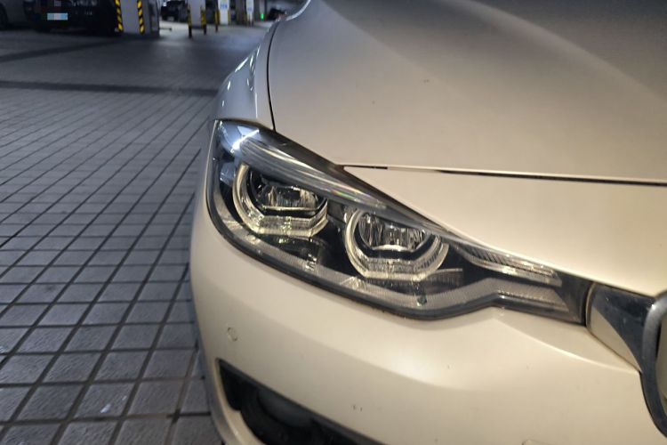 Used BMW 3 Series 2019 320Li Fashion Model Right Front Headlight