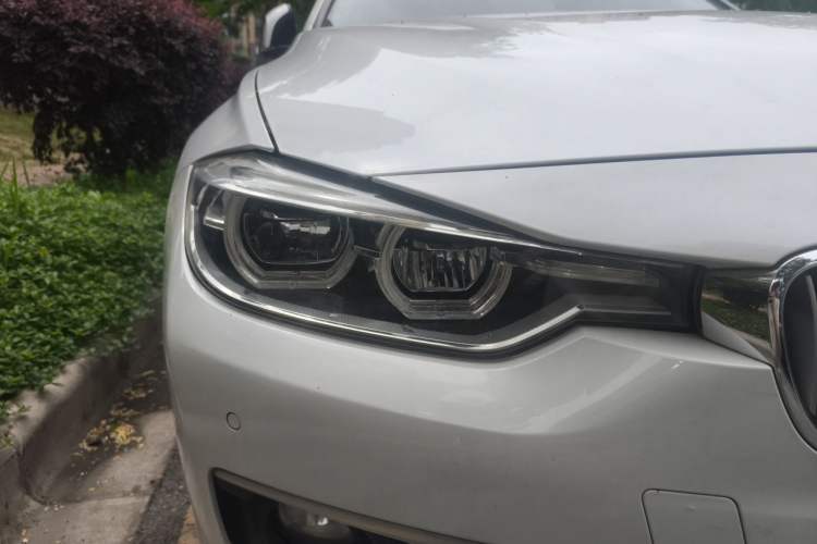 Used BMW 3 Series 2019 320Li Fashion Model Right Front Headlight