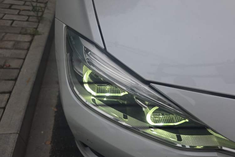Used BMW 3 Series 2019 320Li Fashion Model Right Front Headlight