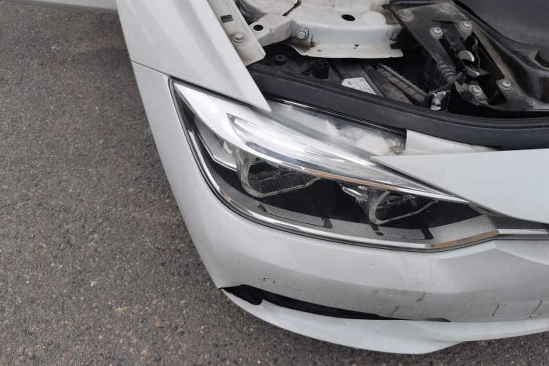 Used BMW 3 Series 2019 320Li Fashion Model Right Front Headlight