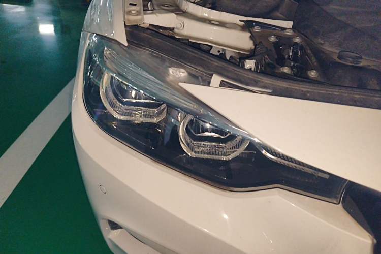 Used BMW 3 Series 2019 320i M Sport Night Edition Right Front Headlight