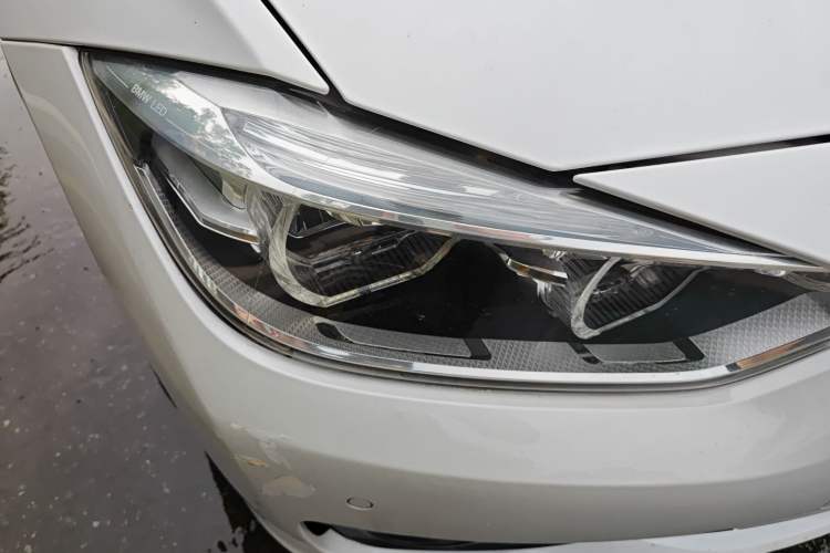 Used BMW 3 Series 2019 320Li Fashion Model Right Front Headlight