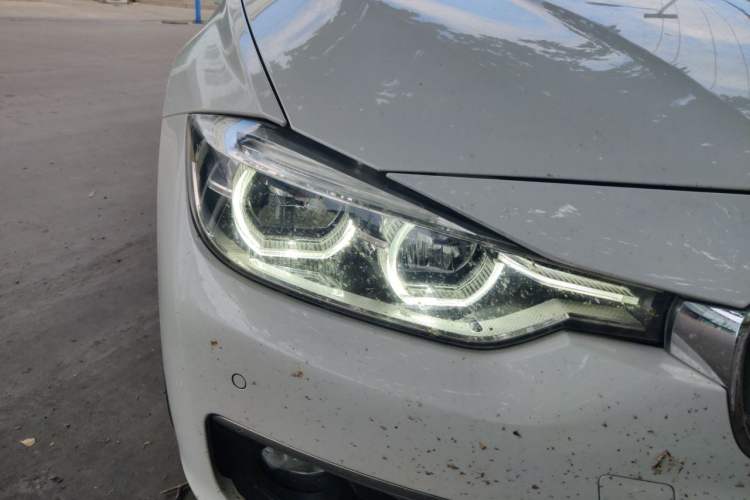 Used BMW 3 Series 2019 320Li Fashion Model Right Front Headlight