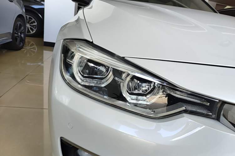 Used BMW 3 Series 2019 320Li Fashion Model Right Front Headlight