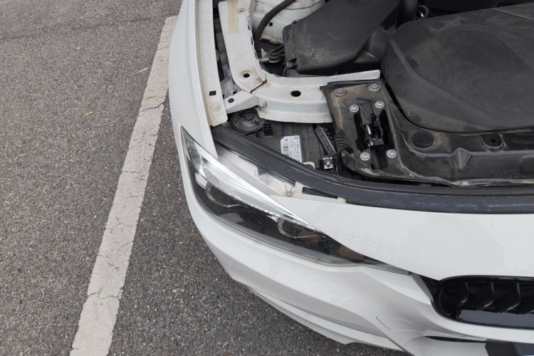 Used BMW 3 Series 2019 320i M Sport Package Right Front Headlight