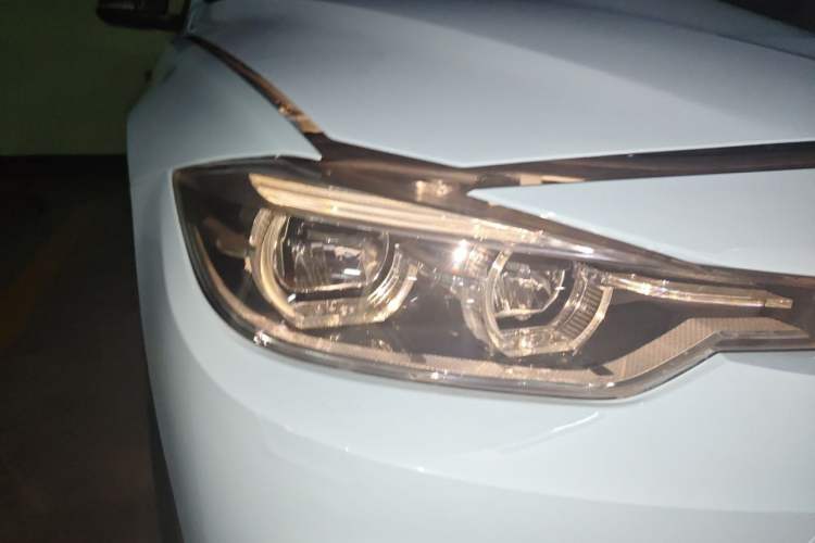 Used BMW 3 Series 2019 320Li Fashion Model Right Front Headlight