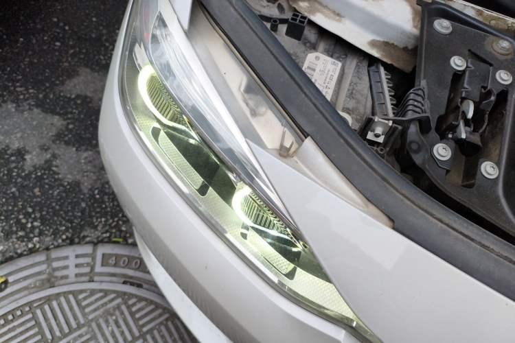 Used BMW 3 Series 2019 320Li Fashion Model Right Front Headlight