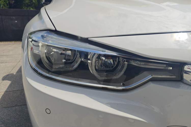 Used BMW 3 Series 2019 320Li M Sport Package Right Front Headlight