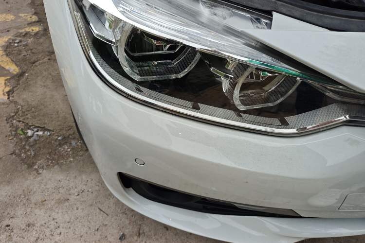 Used BMW 3 Series 2019 320Li Fashion Model Right Front Headlight