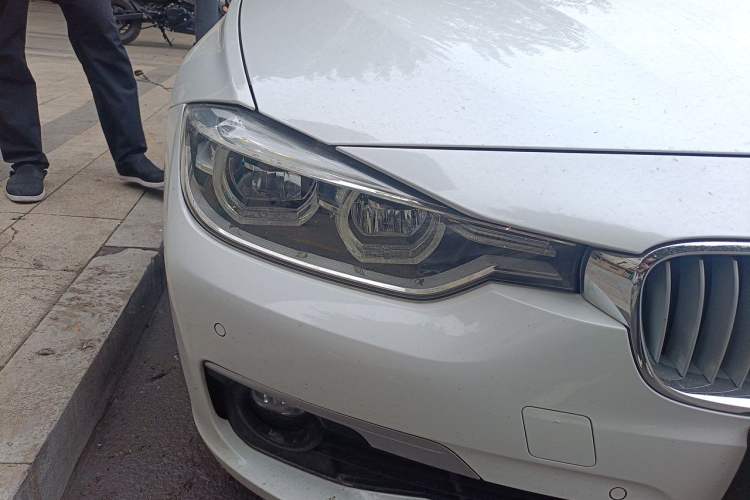 Used BMW 3 Series 2019 320Li xDrive Fashion Model Right Front Headlight